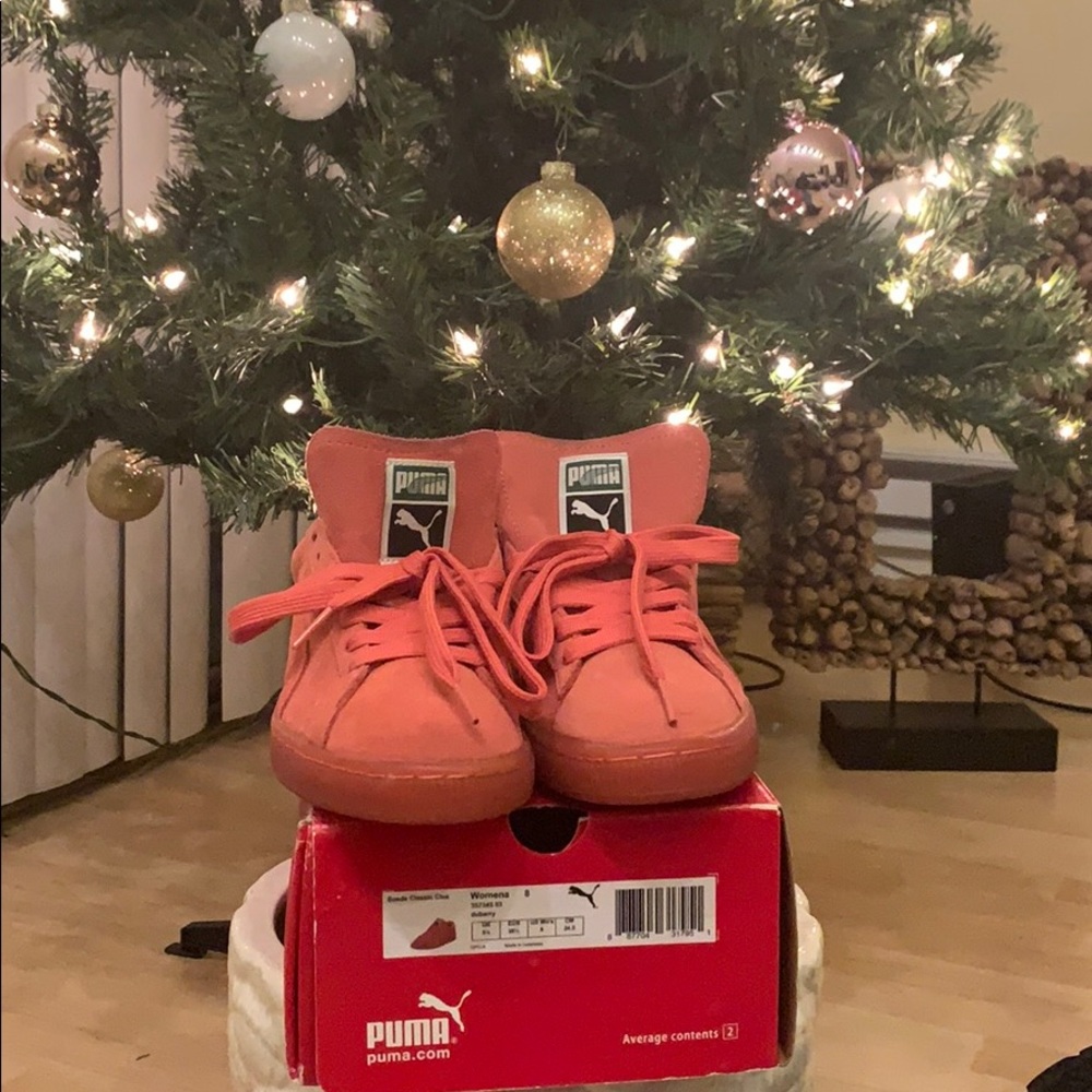 Puma shoes - Picture 2 of 4